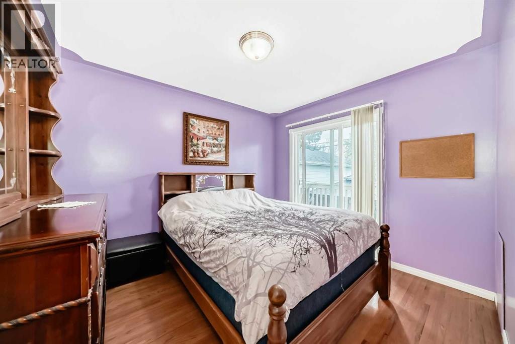 4039 5 Avenue SW — photo 20
