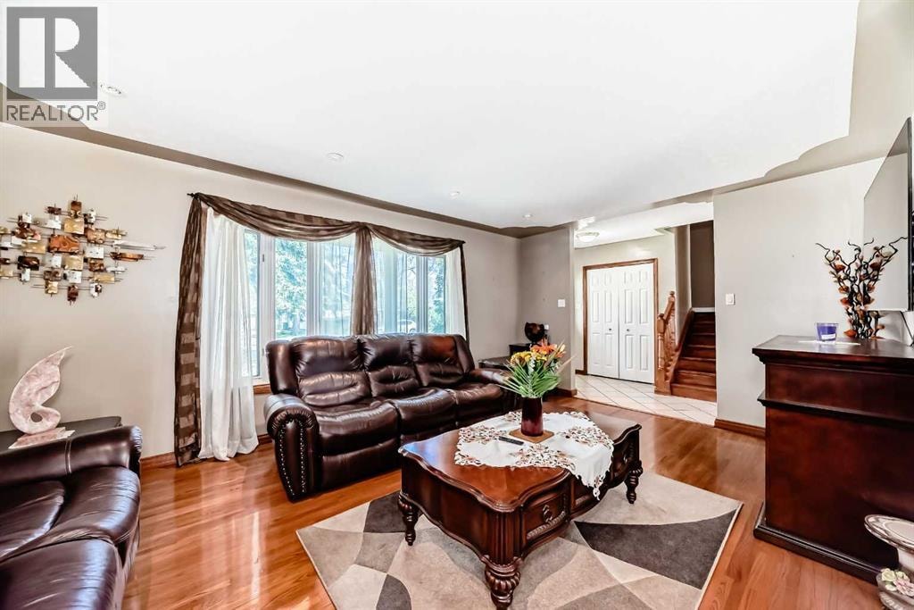 4039 5 Avenue SW — photo 16