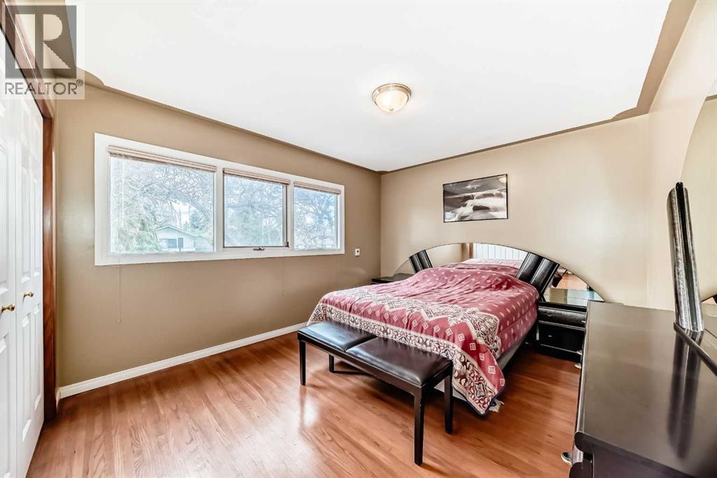 4039 5 Avenue SW — photo 17