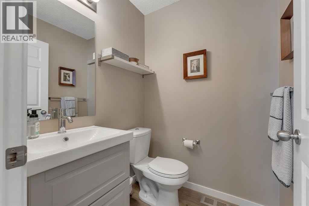 27 River Heights Crescent — photo 7