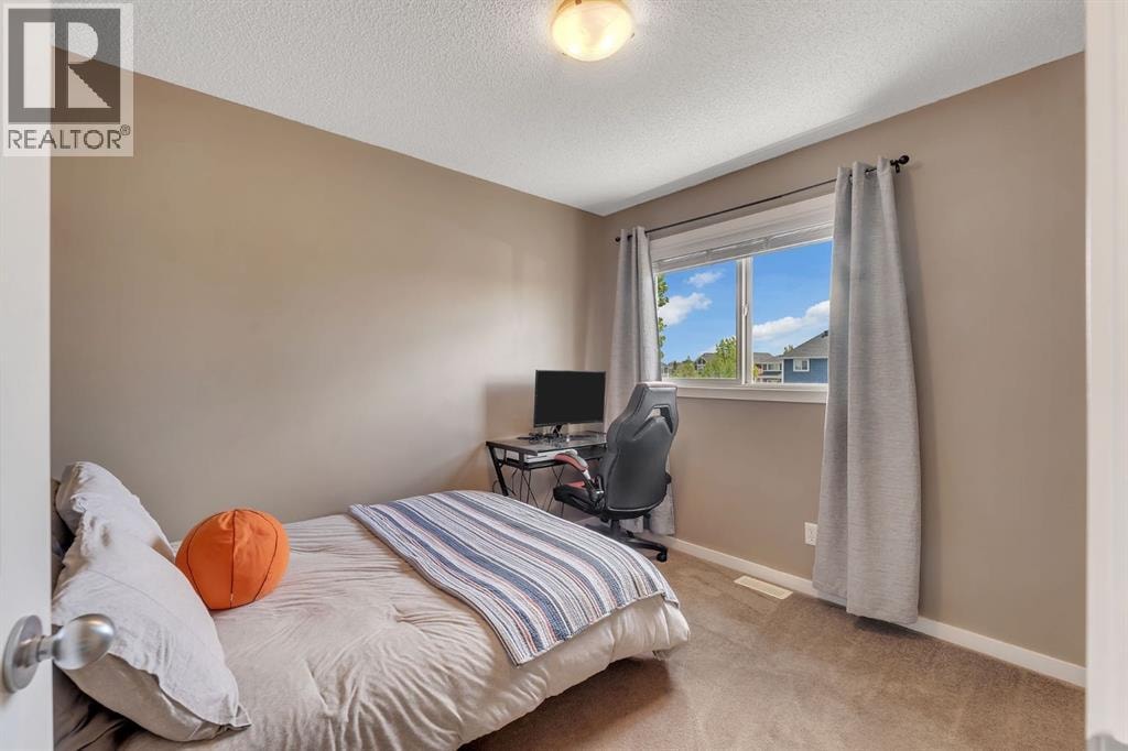 27 River Heights Crescent — photo 30