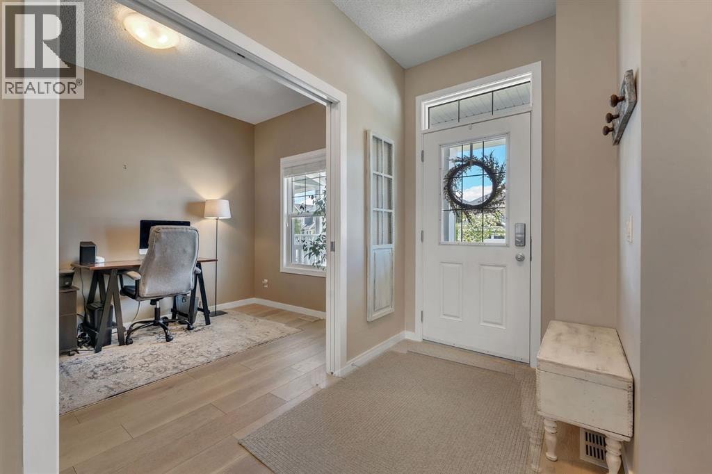27 River Heights Crescent — photo 5