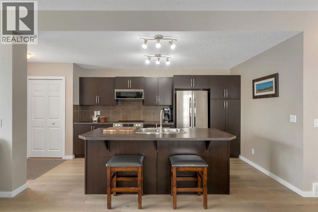 27 River Heights Crescent — photo 13