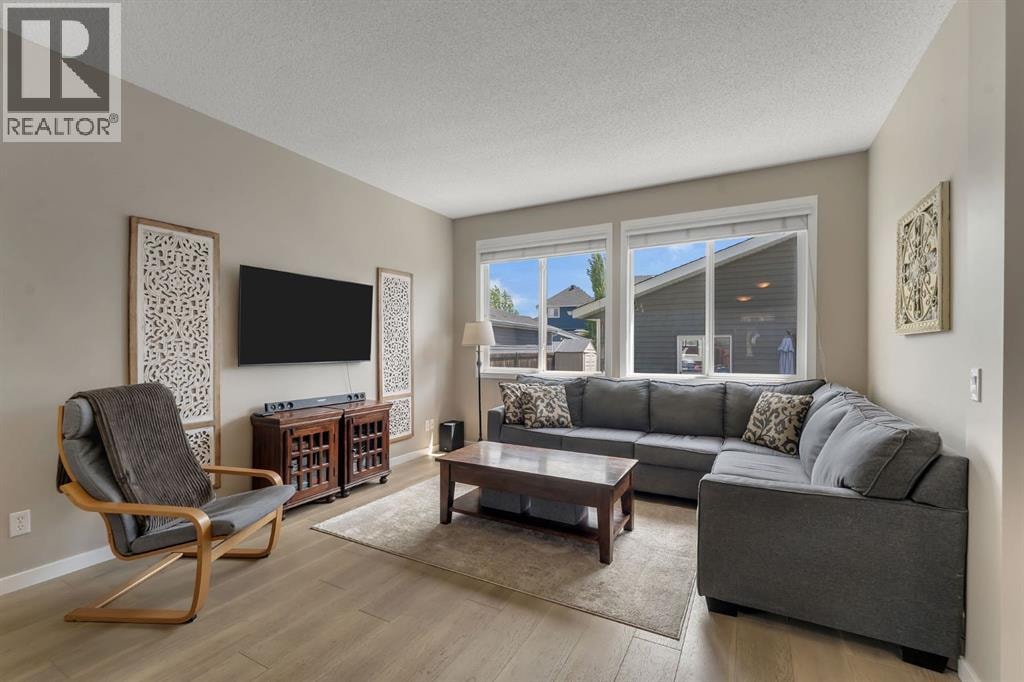27 River Heights Crescent — photo 9