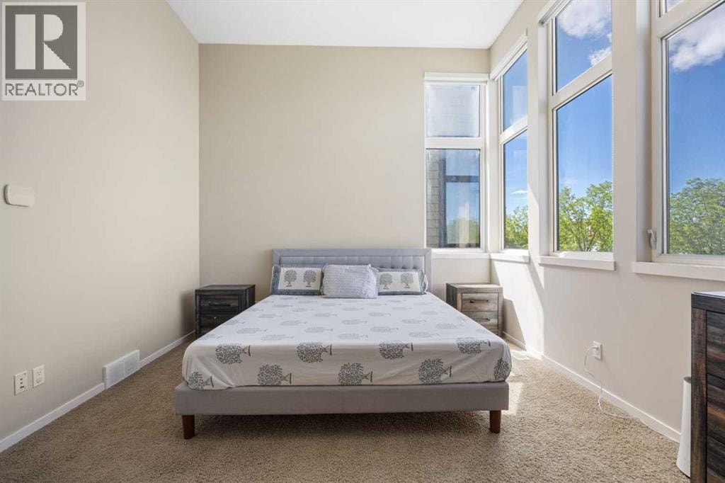 140 Walden Gate SE — photo 24