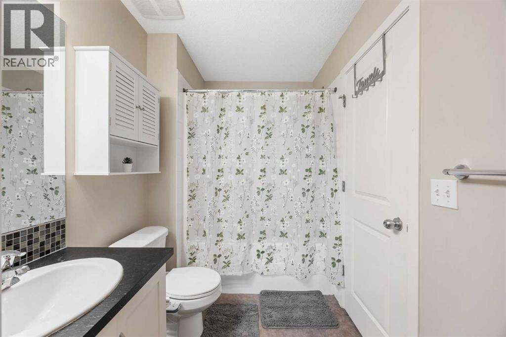 140 Walden Gate SE — photo 26