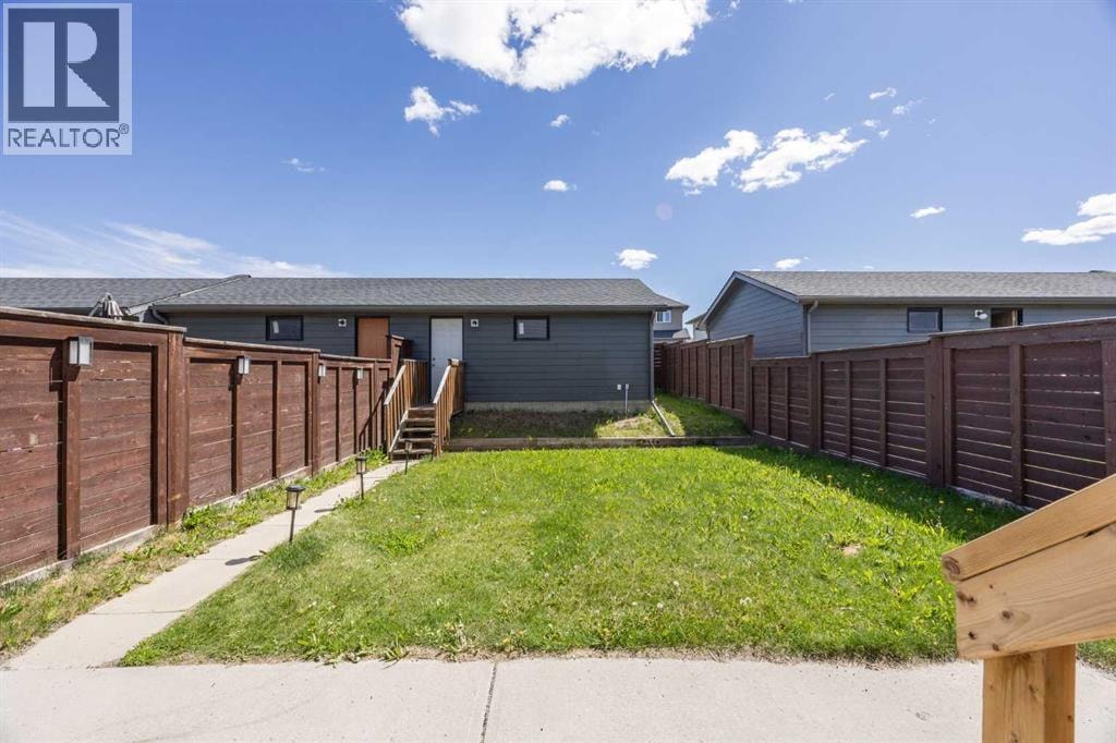140 Walden Gate SE — photo 30