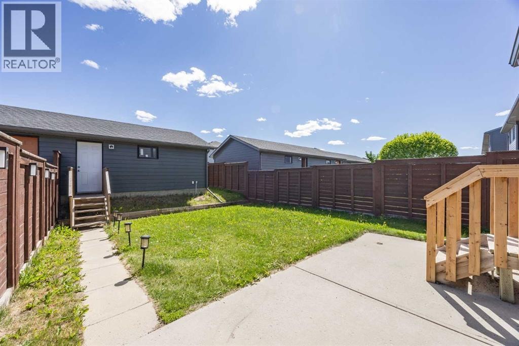 140 Walden Gate SE — photo 31