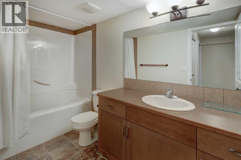 729 Canoe Avenue SW — photo 35