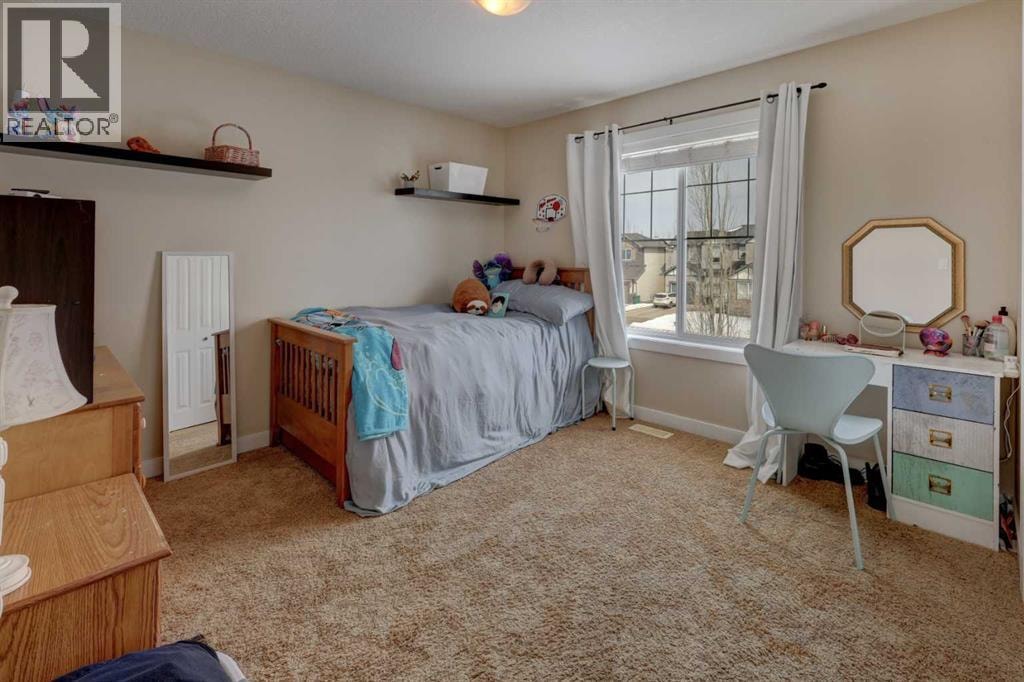 729 Canoe Avenue SW — photo 21
