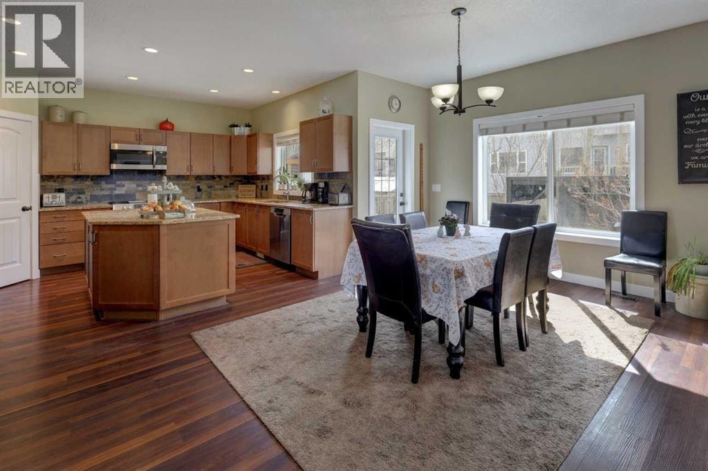 729 Canoe Avenue SW — photo 7