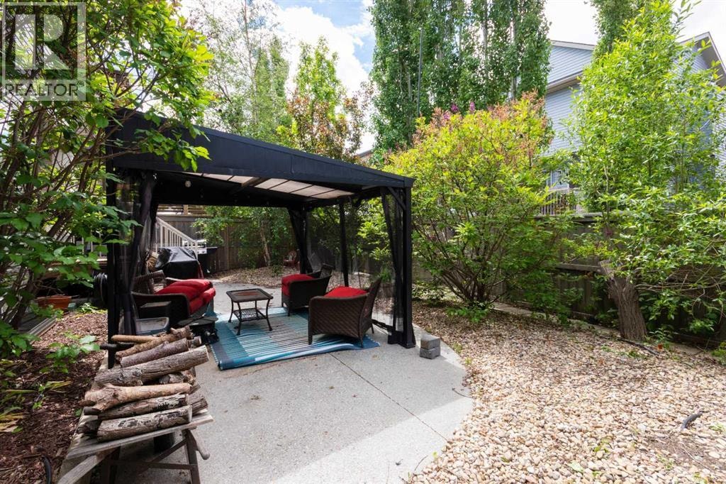 729 Canoe Avenue SW — photo 44