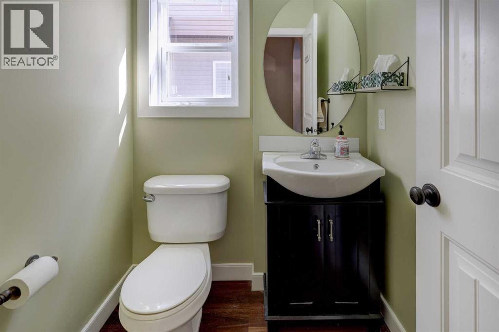 729 Canoe Avenue SW — photo 14