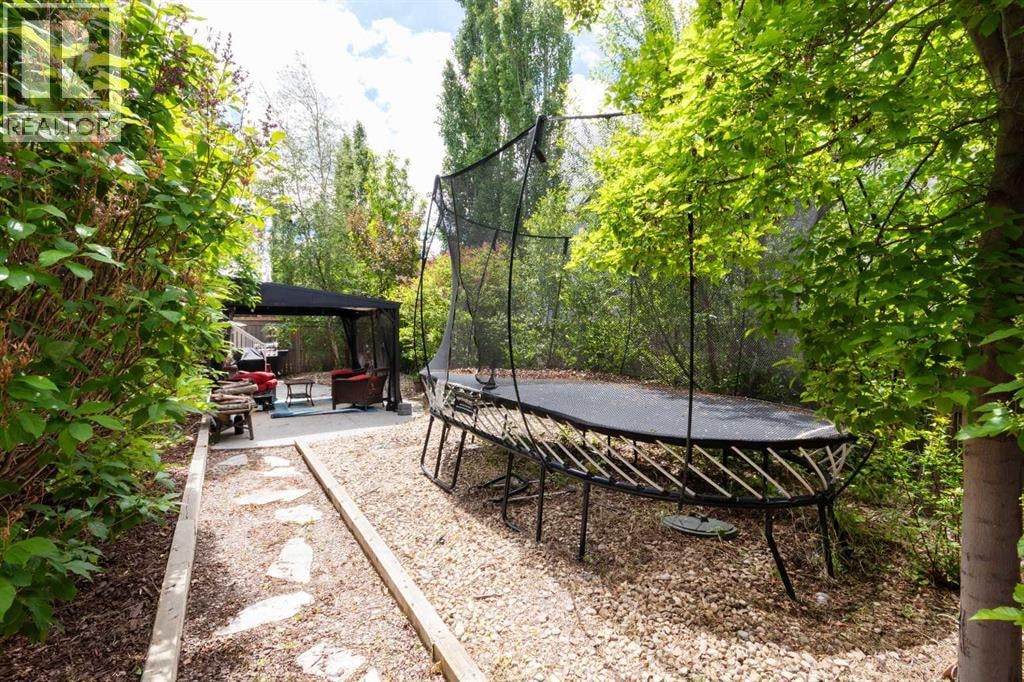 729 Canoe Avenue SW — photo 43