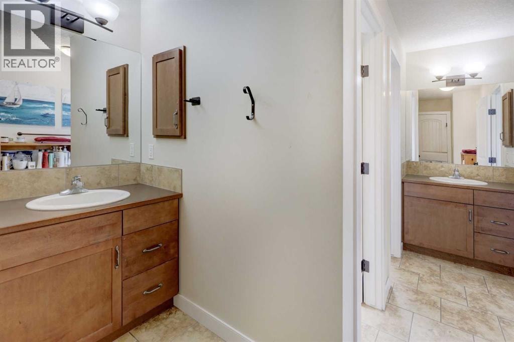 729 Canoe Avenue SW — photo 24
