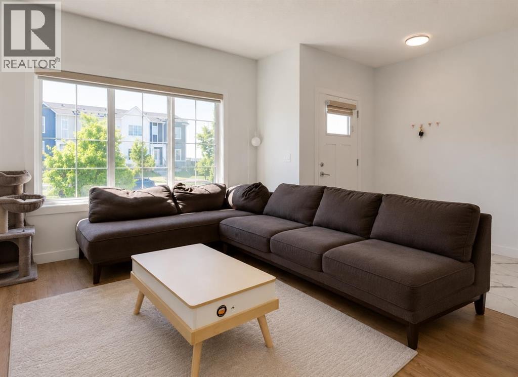 7386 202 Avenue SE — photo 5