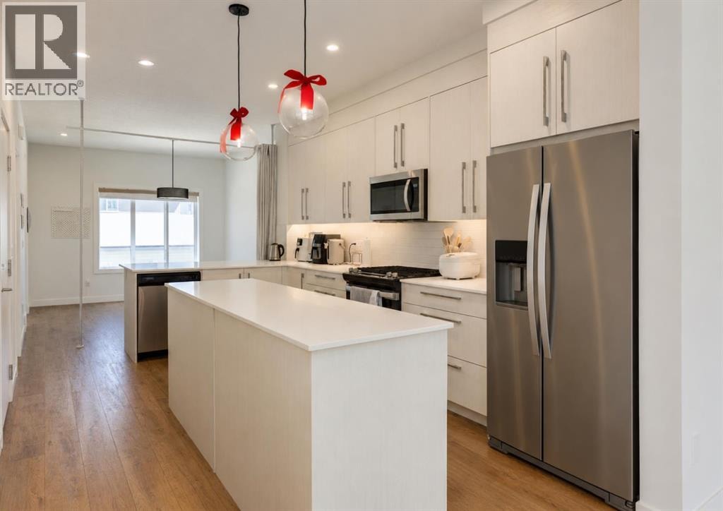 7386 202 Avenue SE — photo 3