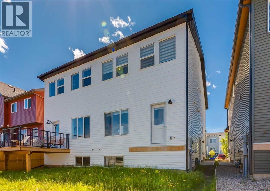 7386 202 Avenue SE — photo 43