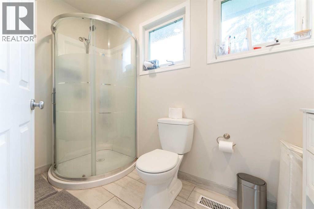 332 Deer Run Crescent SE — photo 32