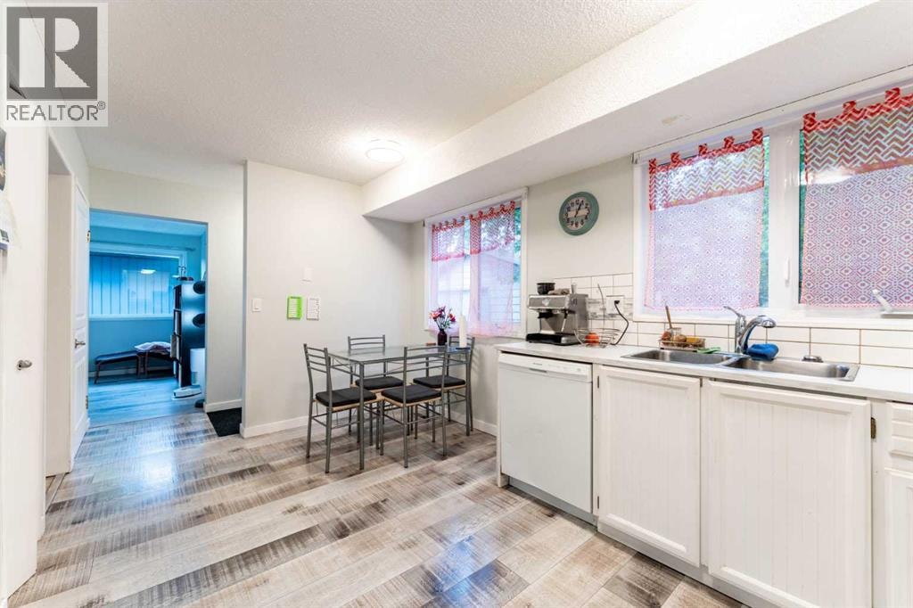332 Deer Run Crescent SE — photo 18