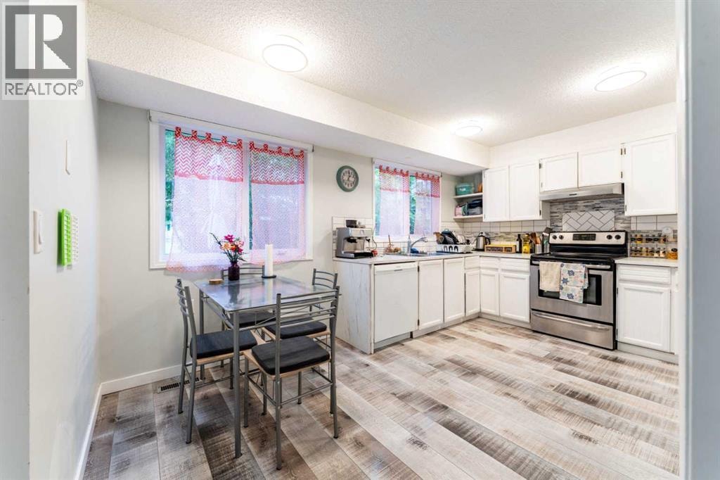 332 Deer Run Crescent SE — photo 14
