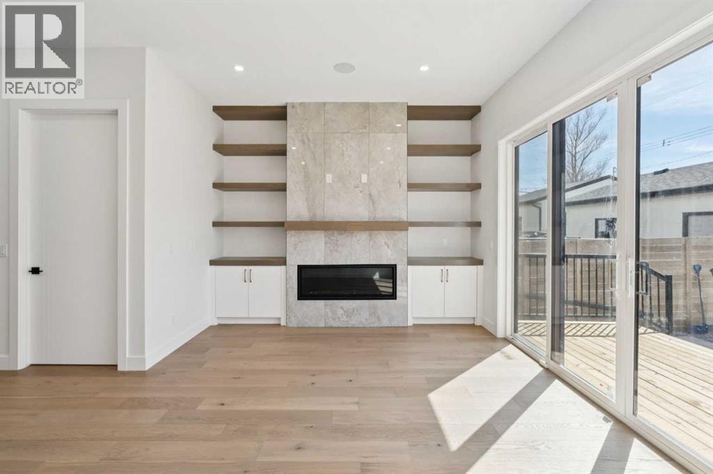 645 36 Street SW — photo 17
