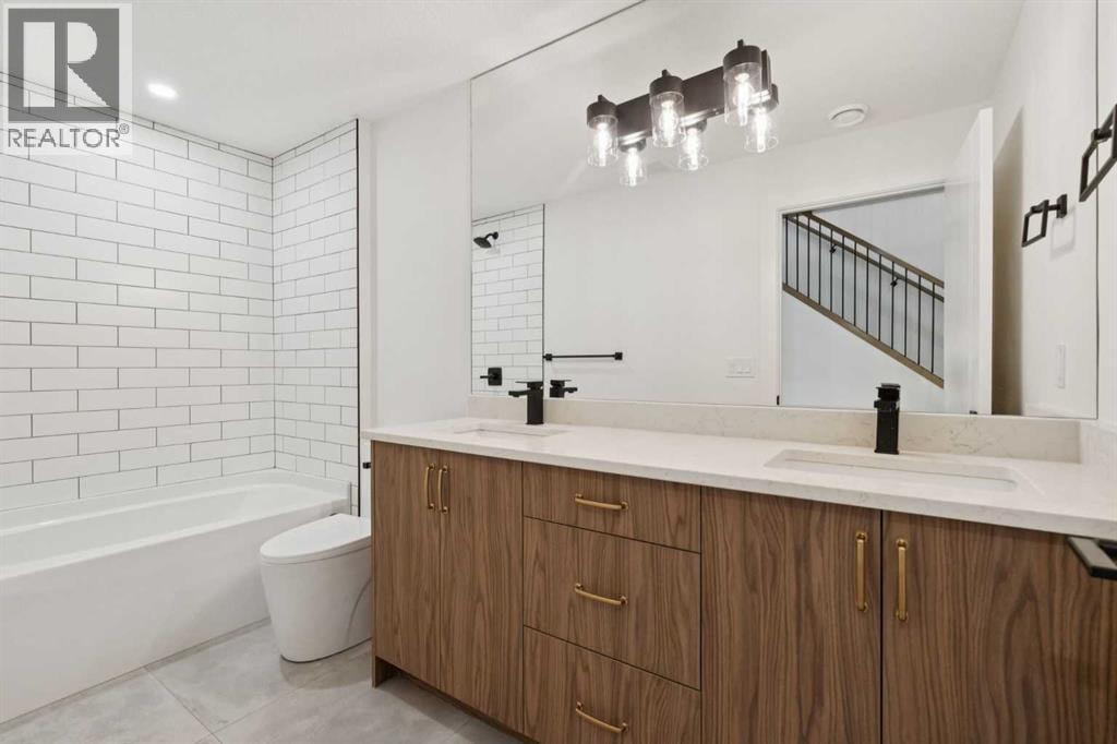 645 36 Street SW — photo 37
