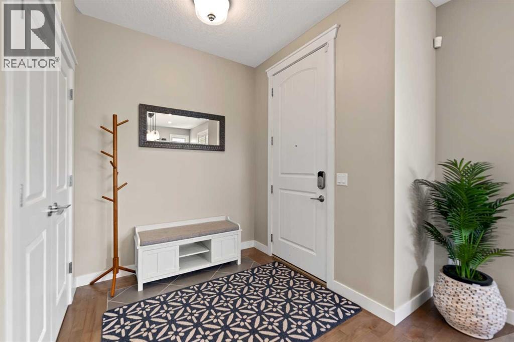 124 25 Avenue NE — photo 5