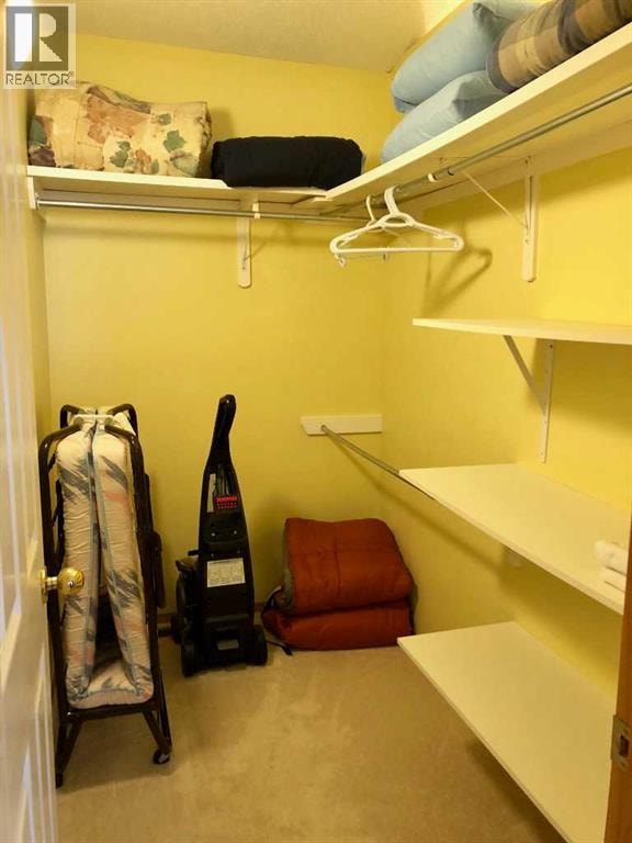 264 hawkmount Close — photo 8