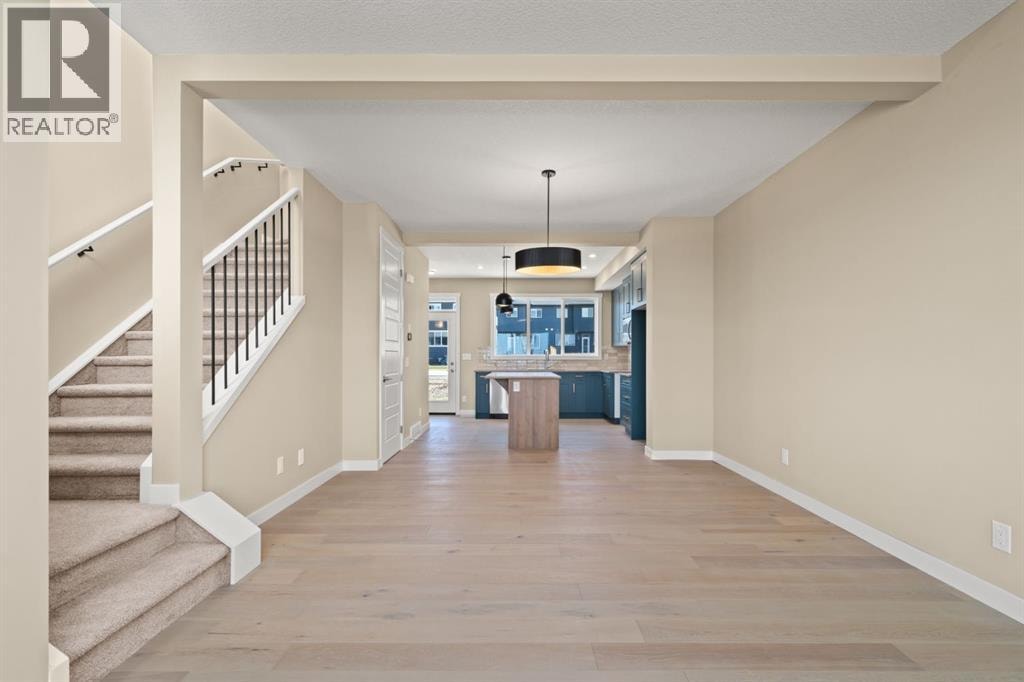 676 Sora Boulevard SE — photo 3