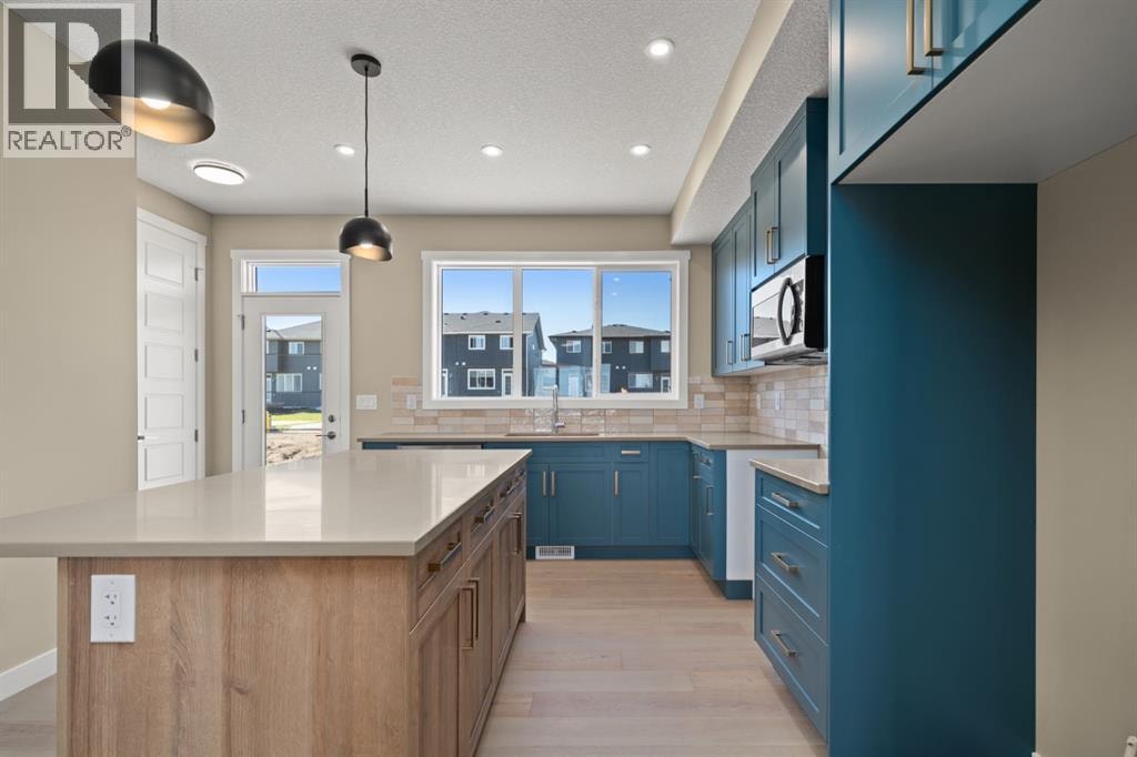676 Sora Boulevard SE — photo 4