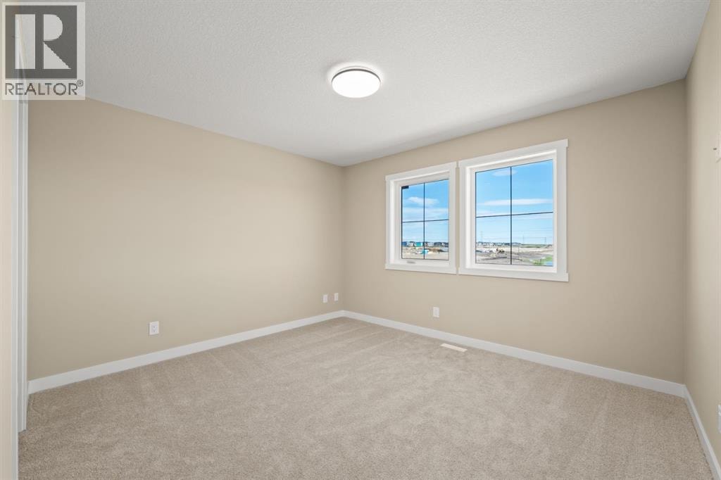 676 Sora Boulevard SE — photo 6