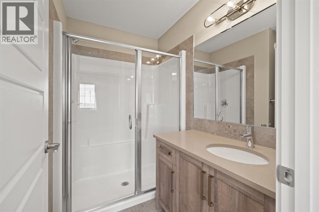 676 Sora Boulevard SE — photo 8