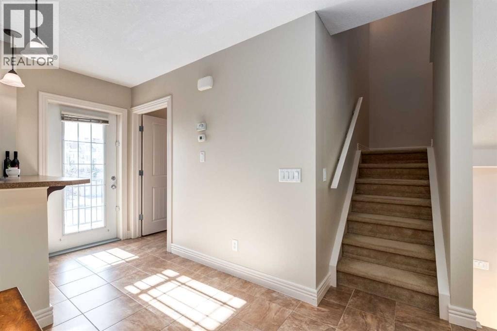 37 Royal Oak Plaza NW — photo 18