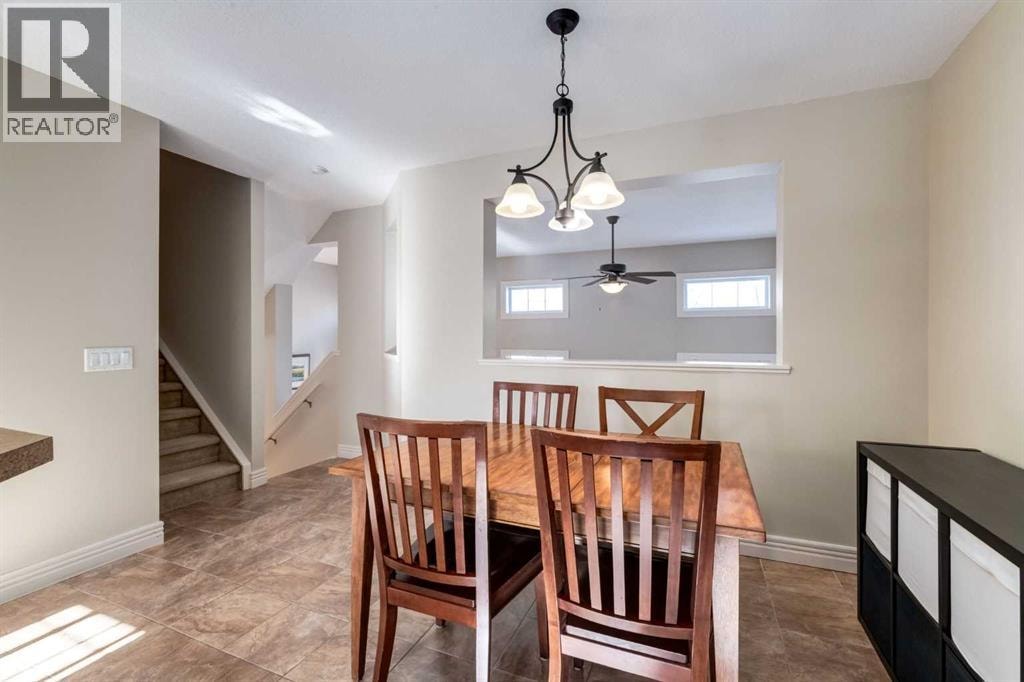 37 Royal Oak Plaza NW — photo 15