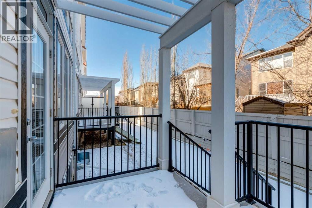 37 Royal Oak Plaza NW — photo 32