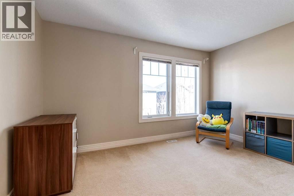 37 Royal Oak Plaza NW — photo 27