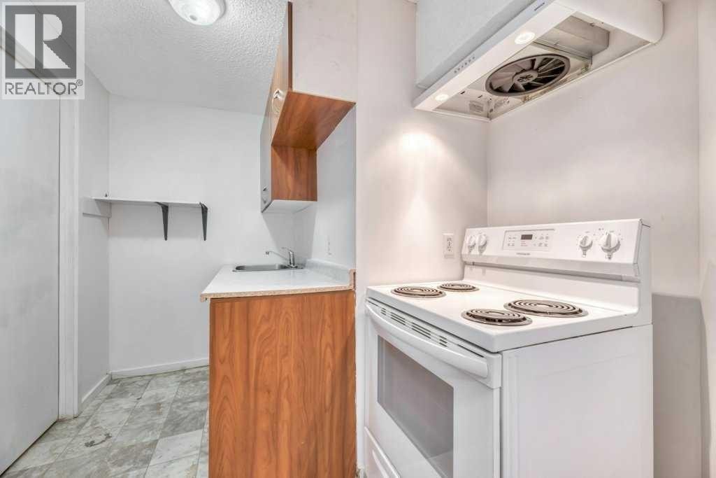 215 Hawktree Circle NW — photo 40