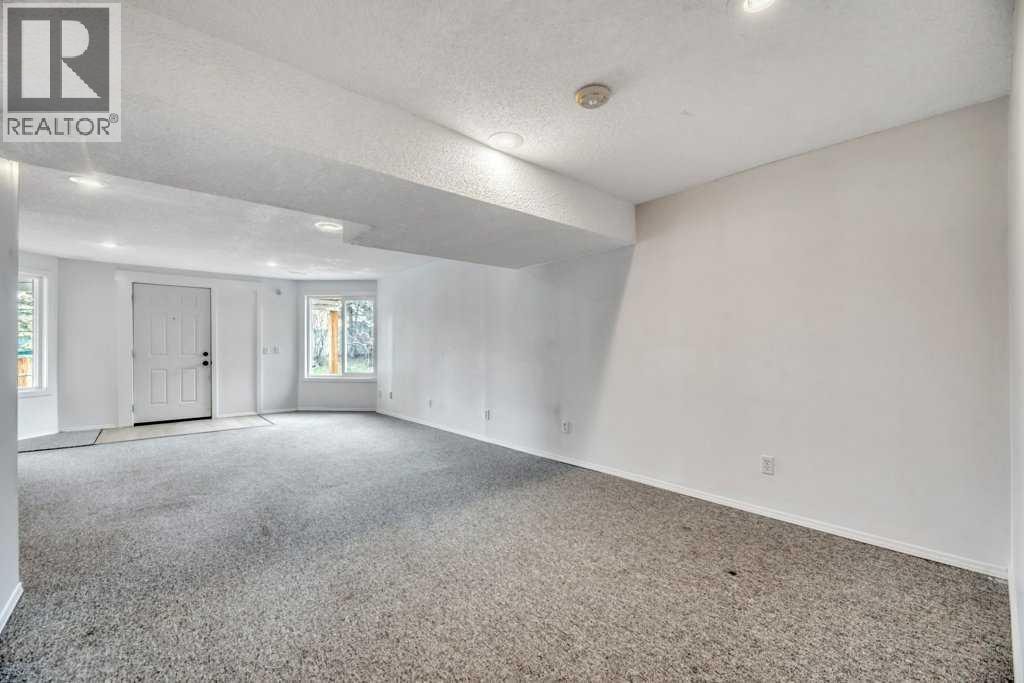 215 Hawktree Circle NW — photo 38