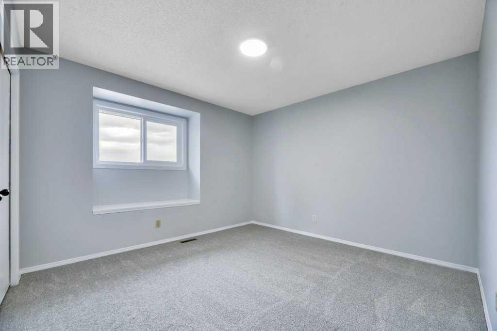 215 Hawktree Circle NW — photo 33