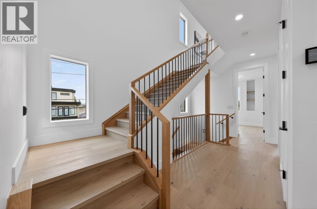 2333 24 Avenue SW — photo 14