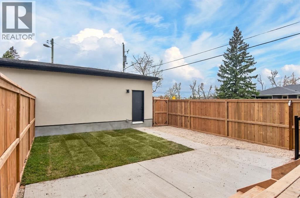 2333 24 Avenue SW — photo 30