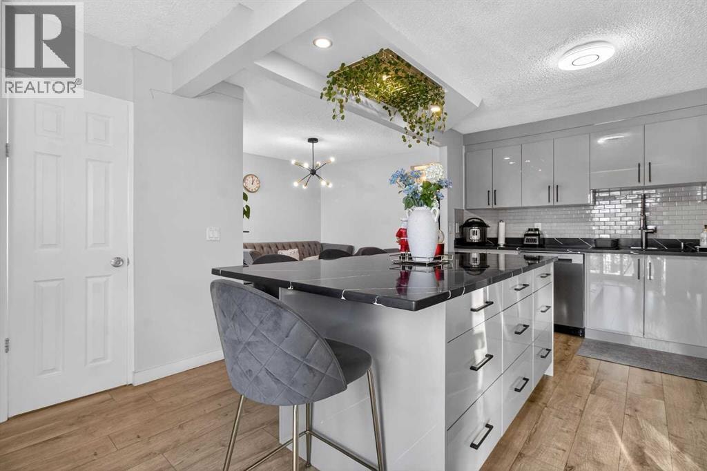 77 Summerfield Road SE — photo 8