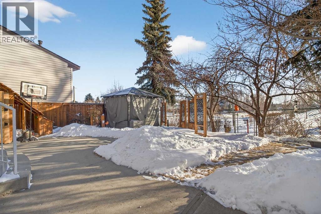 77 Summerfield Road SE — photo 36