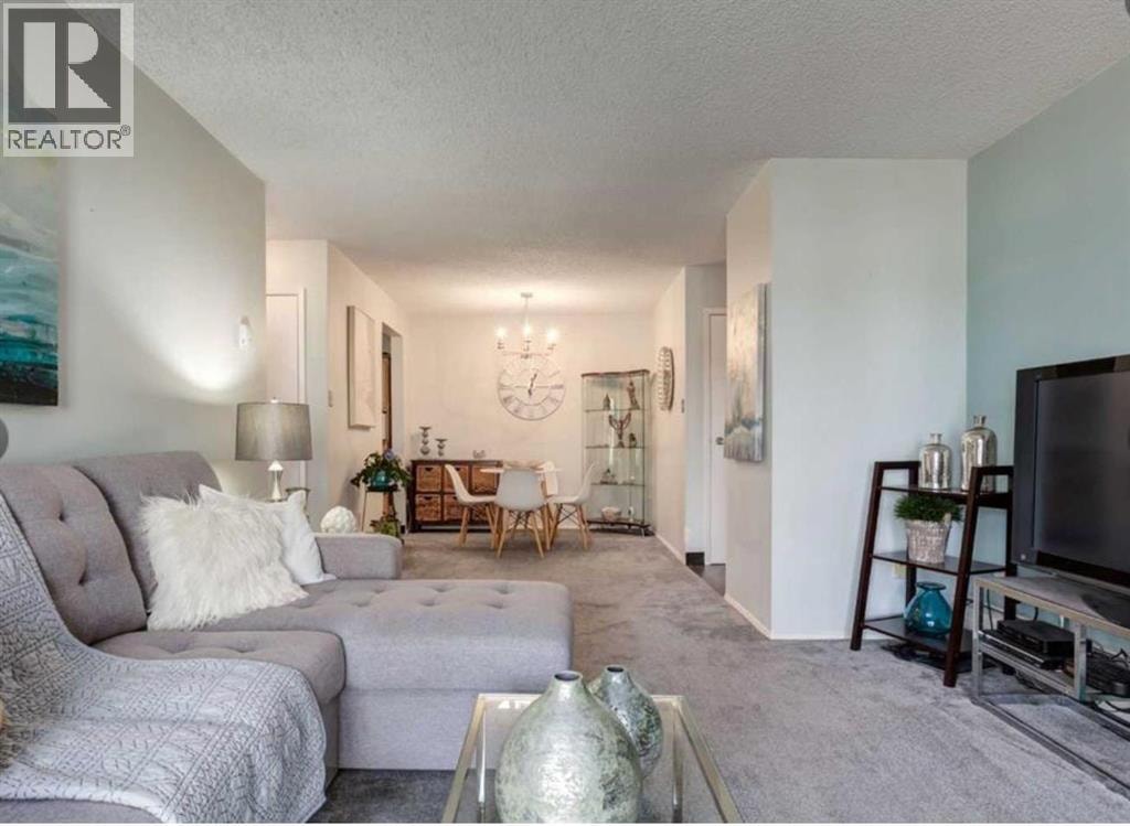 4107, 315 Southampton Drive SW — photo 3