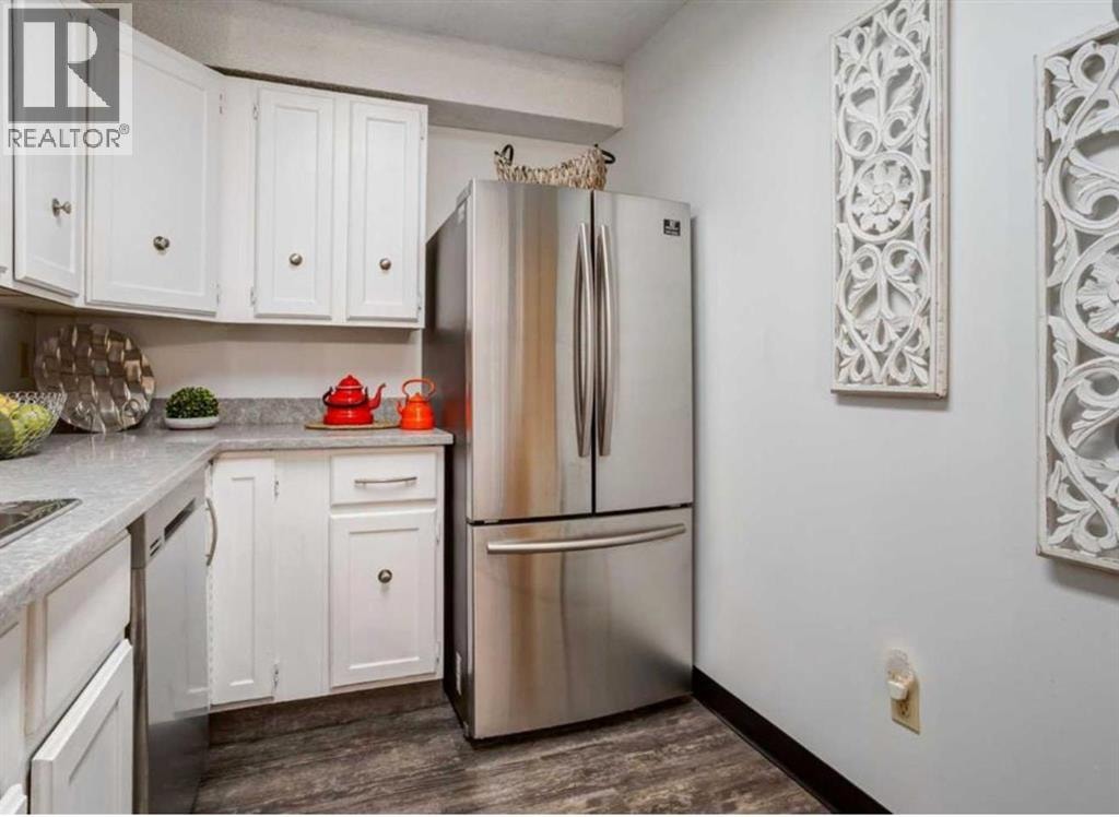 4107, 315 Southampton Drive SW — photo 13