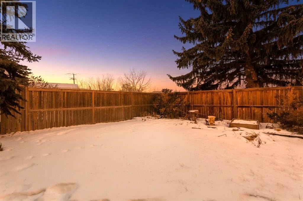 11 Ridgebrook Drive SW — photo 2