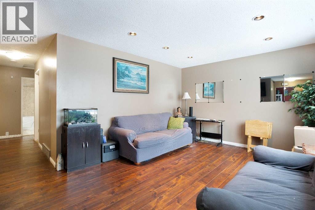 11 Ridgebrook Drive SW — photo 5