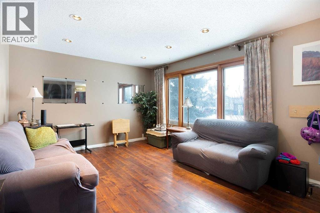 11 Ridgebrook Drive SW — photo 6
