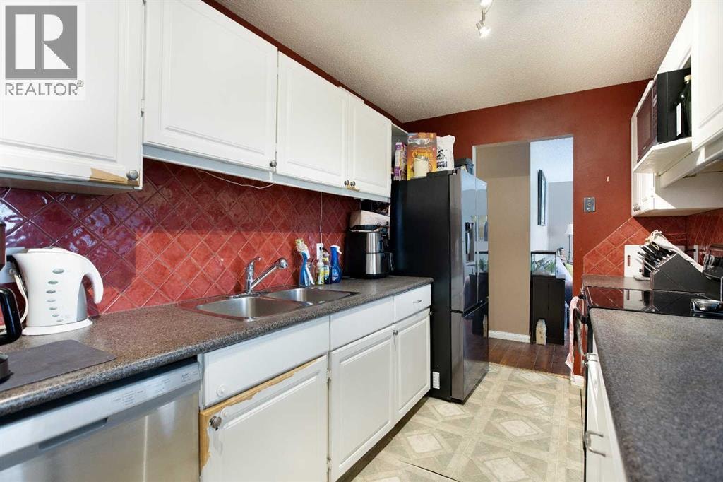 11 Ridgebrook Drive SW — photo 10